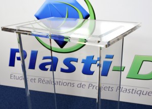 Pupitre Plexiglass transparent sur mesure